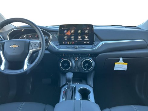 New 2025 Chevrolet Blazer LT w/ Sound & Technology Package image 12
