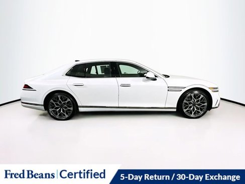 Used 2025 Genesis G90 3.5T image 9