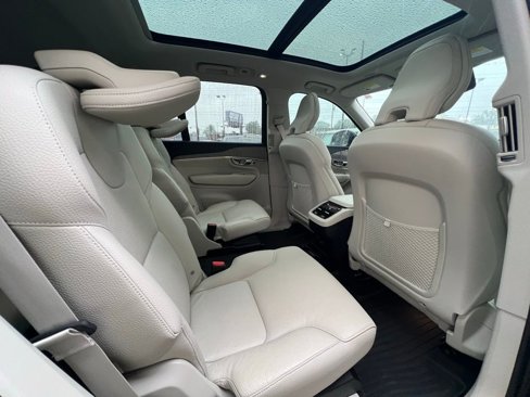 Used 2023 Volvo XC90 B6 Plus w/ Protection Package Premier image 27