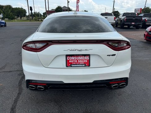 Used 2020 Kia Stinger GT-Line image 4