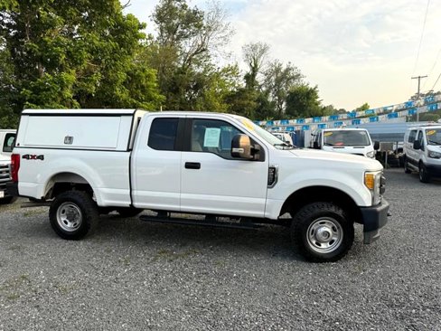 Used 2017 Ford F250 XL w/ Power Equipment Group image 8