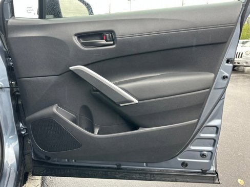 Certified 2025 Toyota Corolla Cross LE image 18