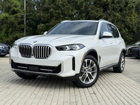 New 2026 BMW X5 sDrive40i image 1