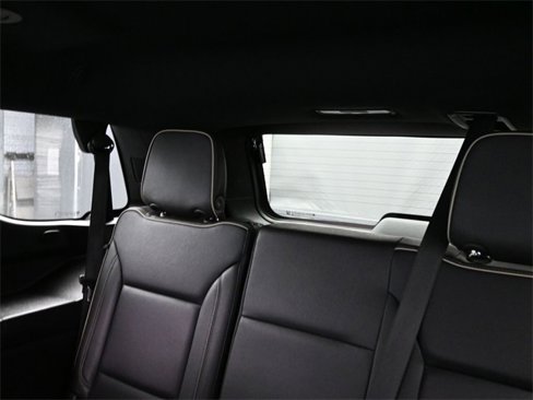 Used 2023 GMC Yukon SLT image 8