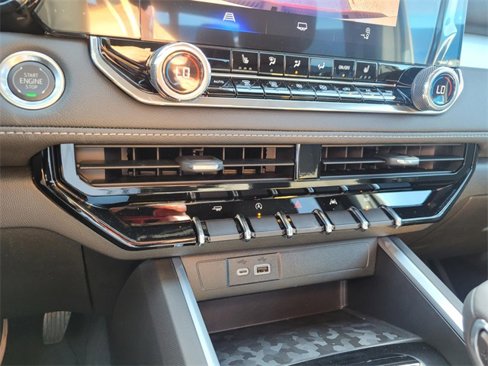 New 2026 Chevrolet Colorado LT image 16