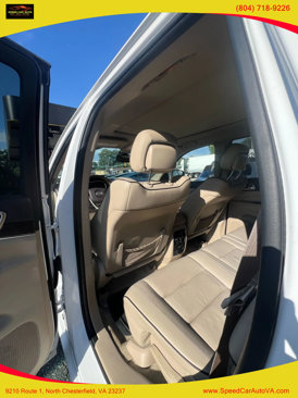 Used 2014 Jeep Grand Cherokee Overland image 8