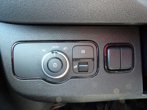 Used 2025 Mercedes-Benz Sprinter 2500 image 19