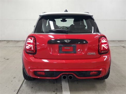 Used 2019 MINI Cooper S w/ Signature Upholstery Package image 6
