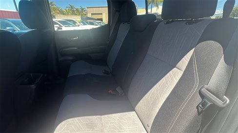Used 2020 Toyota Tacoma TRD Sport w/ Technology Package image 15