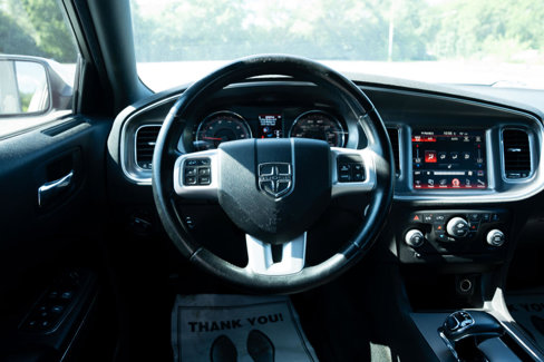 Used 2013 Dodge Charger SXT w/ Sport Appearance Group image 9