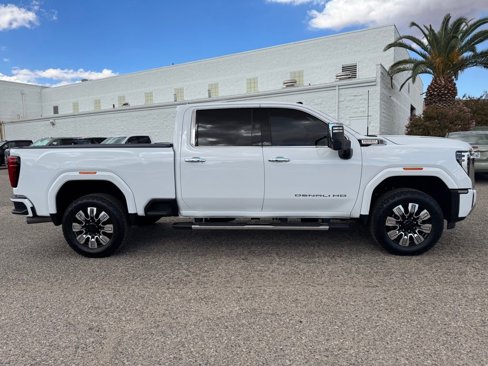 Used 2024 GMC Sierra 3500 Denali w/ Denali Reserve Package image 4