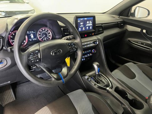 Used 2019 Hyundai Veloster 2.0 image 21