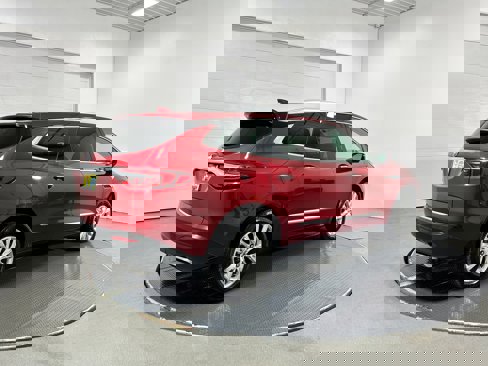 Used 2021 Buick Enclave Premium w/ Sun and Sites Package image 39