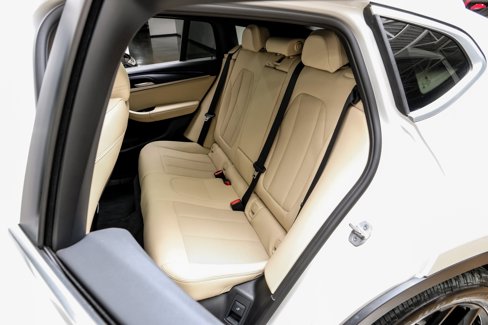 Used 2025 BMW X4 xDrive30i image 44