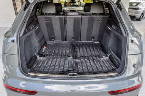 Used 2020 Audi SQ5 Premium Plus w/ Premium Plus Package image 11