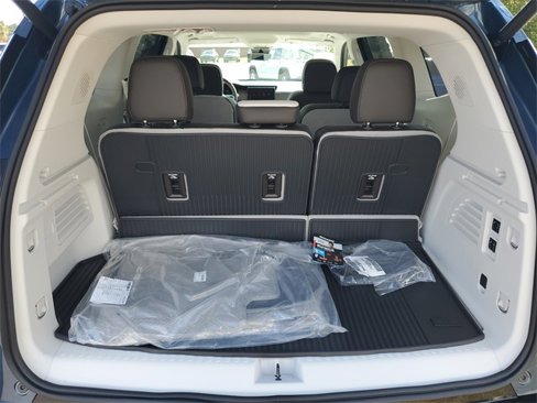 New 2026 GMC Acadia Denali w/ Super Cruise Package image 31