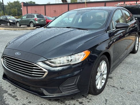 Used 2020 Ford Fusion SE image 1