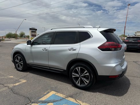 Used 2018 Nissan Rogue SL image 7