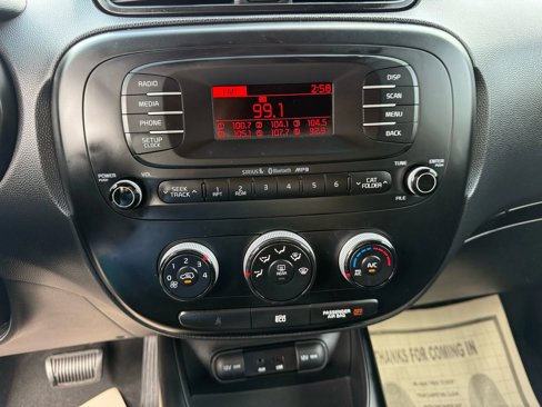 Used 2014 Kia Soul + image 27