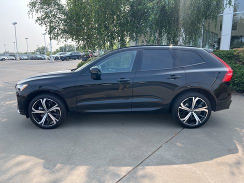 Certified 2025 Volvo XC60 B5 Ultra w/ Climate Package image 2