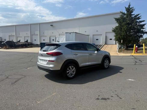 Used 2019 Hyundai Tucson SE image 4