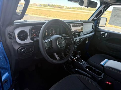 Used 2024 Jeep Gladiator Sport image 12