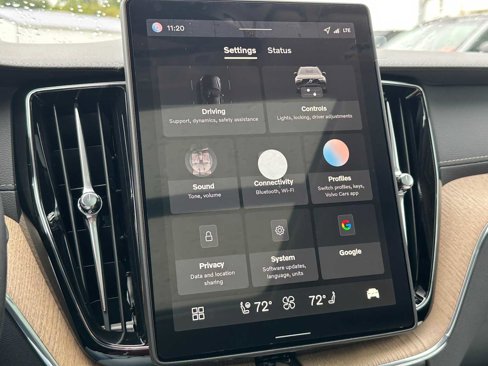 New 2026 Volvo XC60 B5 Ultra w/ Protection Package Premier image 28