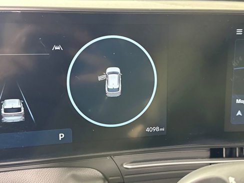 Certified 2025 Hyundai Kona Limited image 35