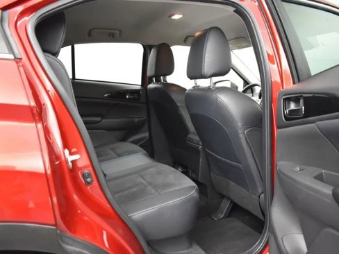 Used 2024 Mitsubishi Eclipse Cross SE image 18