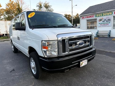 Used 2014 Ford E-150 and Econoline 150 w/ Power Group image 4