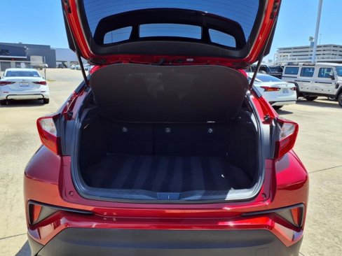 Used 2020 Toyota C-HR Limited image 24