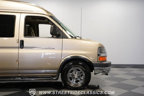 Used 2006 Chevrolet Express 1500 w/ Preferred Equipment Group image 30