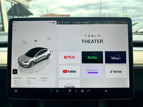 Used 2022 Tesla Model 3 Long Range image 18