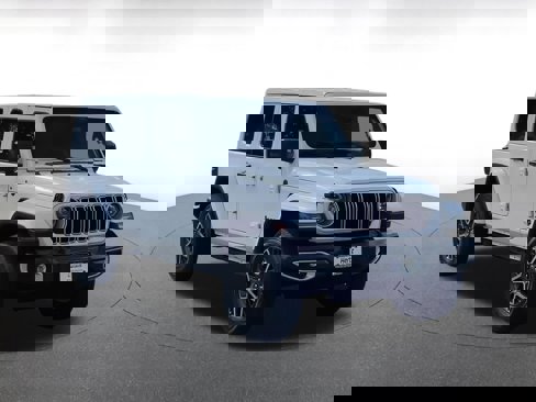 Used 2025 Jeep Wrangler Sahara image 3
