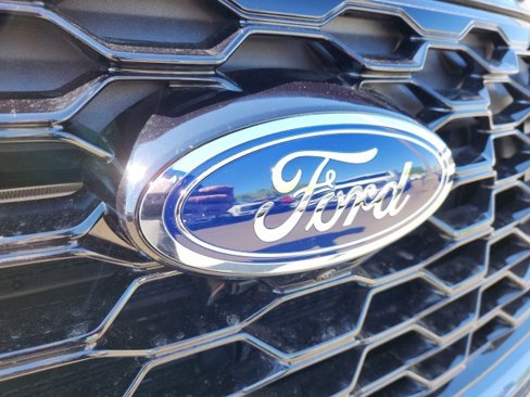 Used 2025 Ford Explorer ST image 8