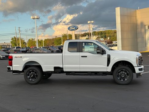 New 2026 Ford F350 4x4 SuperCab Super Duty image 7