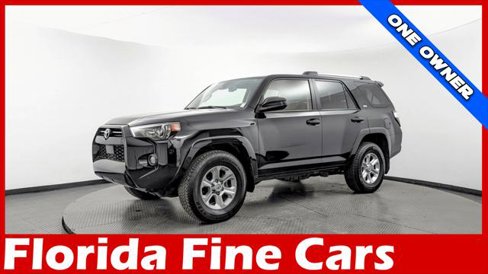 Used 2024 Toyota 4Runner SR5 image 1