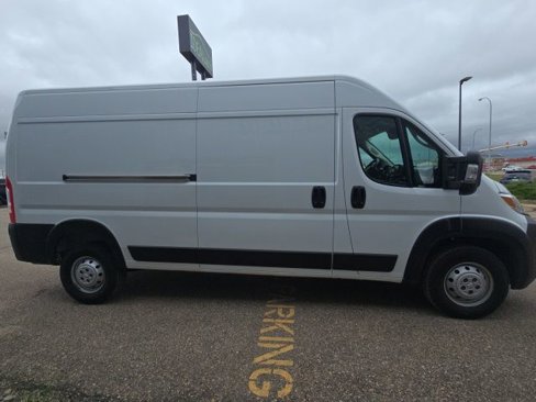 Used 2023 RAM ProMaster 2500 image 5