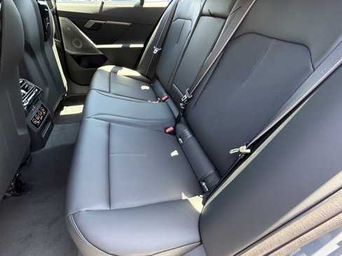 New 2026 BMW M5 w/ Executive Package image 28