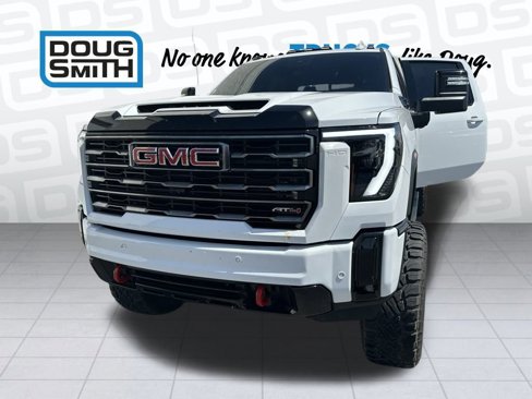 Used 2025 GMC Sierra 3500 AT4 w/ AT4 Premium Plus Package image 3