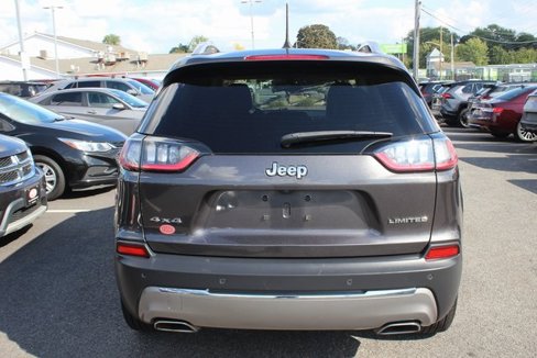 Used 2020 Jeep Cherokee Limited image 27