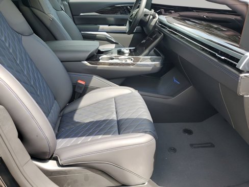 New 2026 Cadillac Escalade IQ Luxury 1 image 16