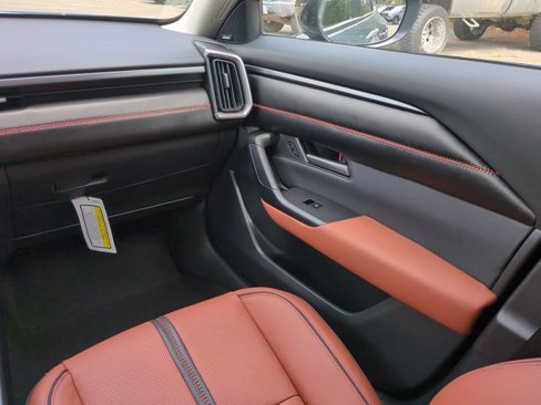 New 2025 MAZDA CX-50 AWD 2.5 Turbo w/ Accent Package image 16