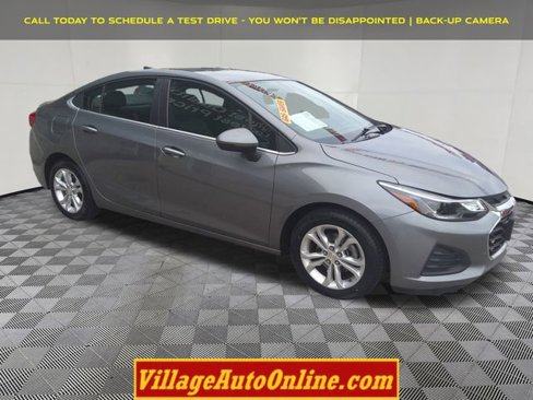 Used 2019 Chevrolet Cruze LT w/ LT Fleet Convenience Package image 5