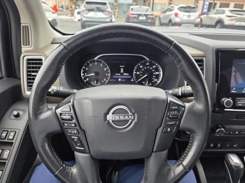 Used 2022 Nissan Frontier SV image 13