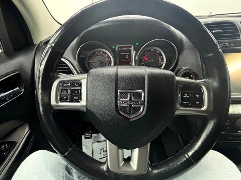 Used 2015 Dodge Journey Crossroad w/ Flexible Seating Group image 5
