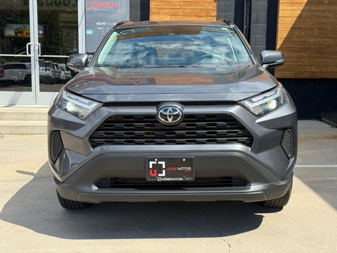 Used 2025 Toyota RAV4 XLE image 8