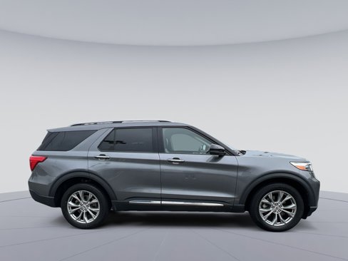 Used 2022 Ford Explorer Limited w/ Equipment Group 301A image 10