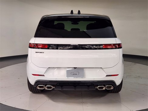 New 2025 Land Rover Range Rover Sport Dynamic SE image 10