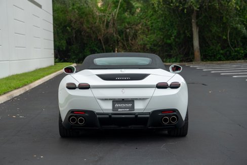 Used 2025 Ferrari Roma Spider image 3